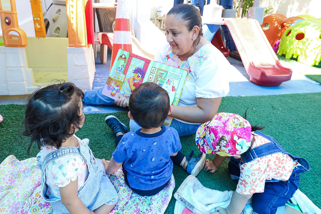 Celebran el Día del Libro con picnic literario en el CAI 2 “Consuelo Zavala Castillo”.