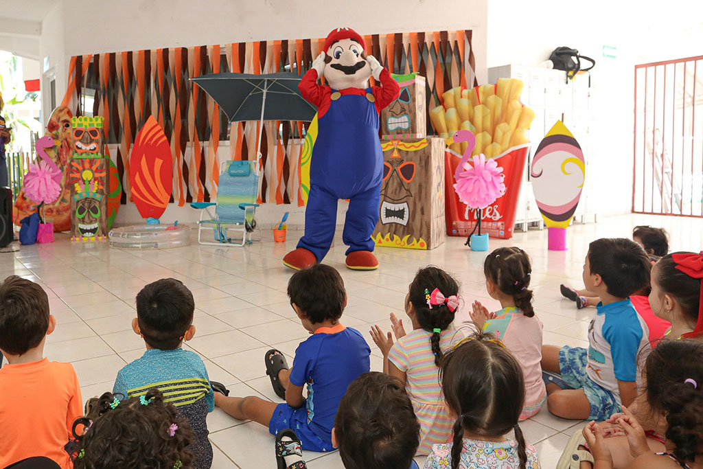 Diversión, juegos y sonrisas en el Día de la Niña y el Niño en los CAI del ISSTEY.