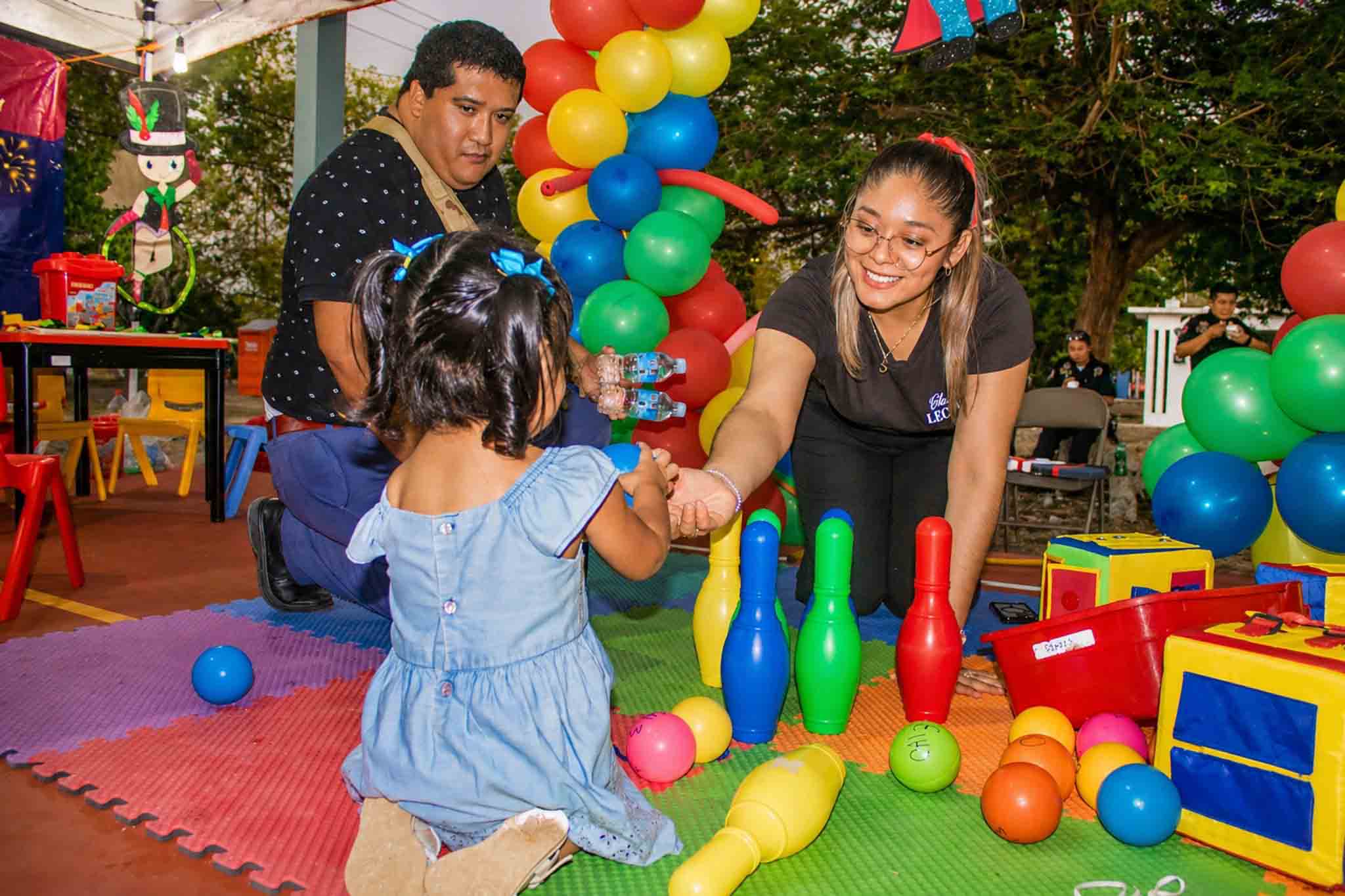 Participación del CAI en la “Feria del día de la niña y el niño” DIF
